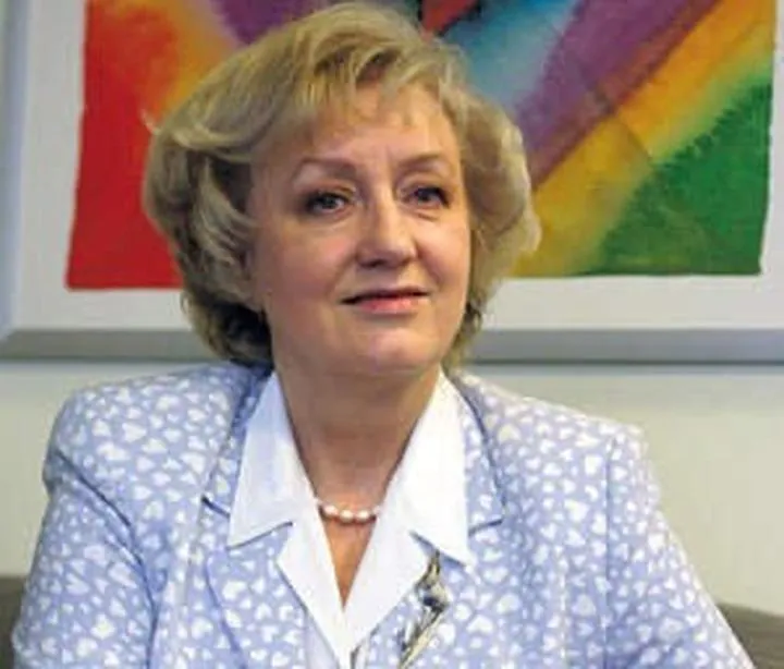 Odkryj znaczenie imienia Genowefa w Wielkiej Księdze Imion