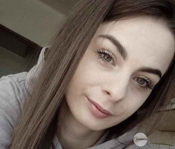 Tajemnice imienia Karolina: odkryj jego znaczenie i historię