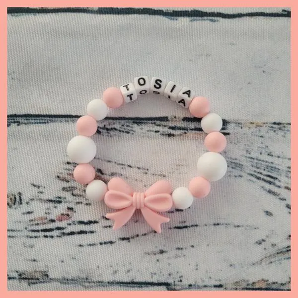 Bransoletki z imieniem